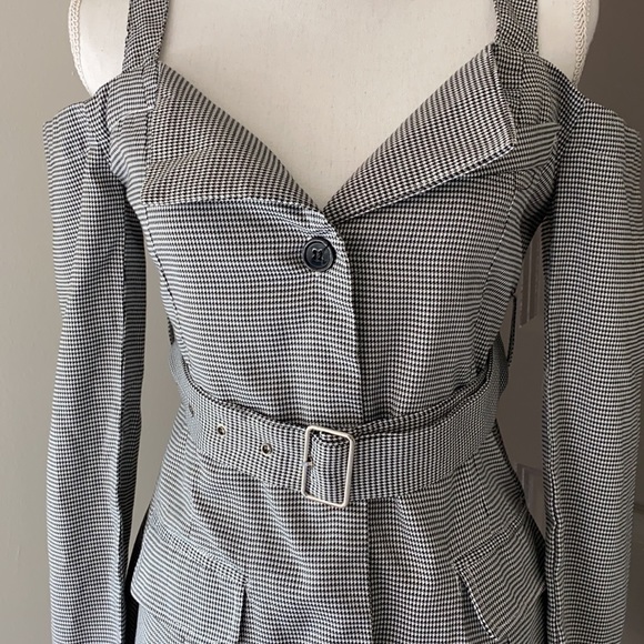 Nasty Gal Off the Shoulder Dress - Picture 3 of 6